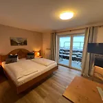 Otel Fischer Am 3*