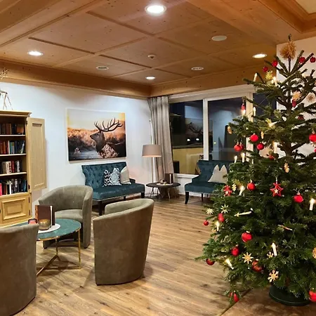 Fischer Am Hotel 3*